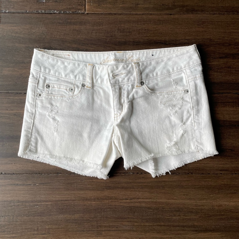 American Eagle stretch white shorts